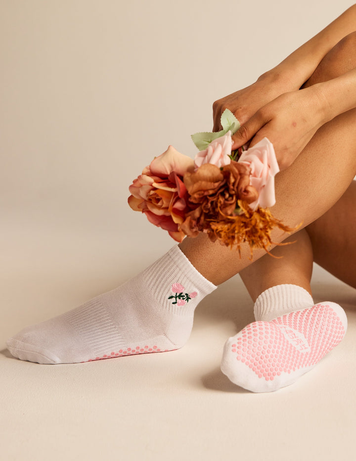 The Harlow Grip Sock - Little Roses